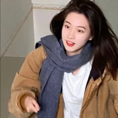 配角